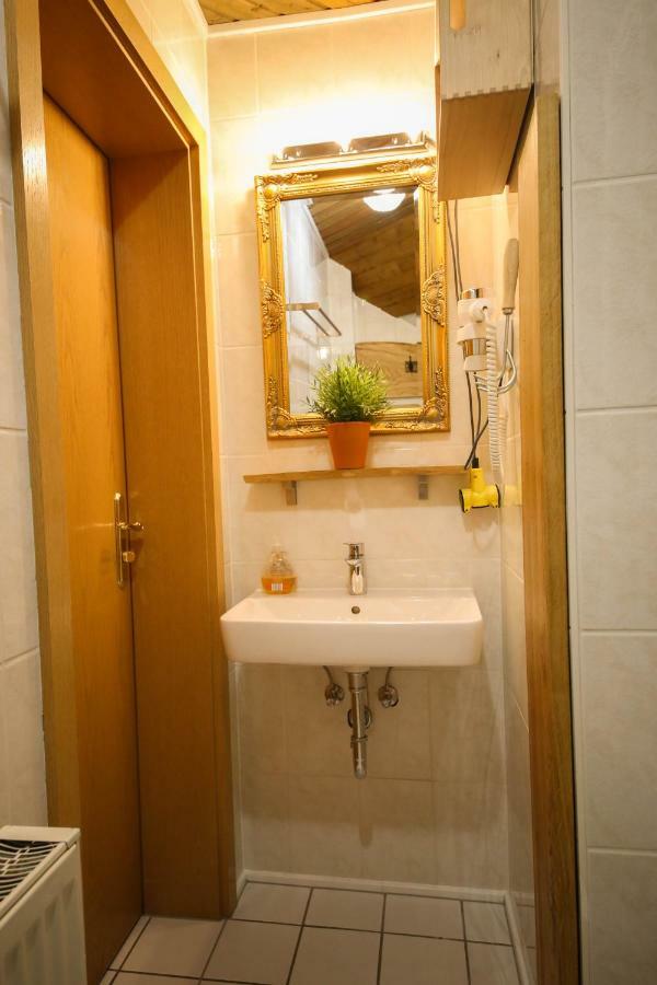 Hotel Kraus Bielefeld Ngoại thất bức ảnh